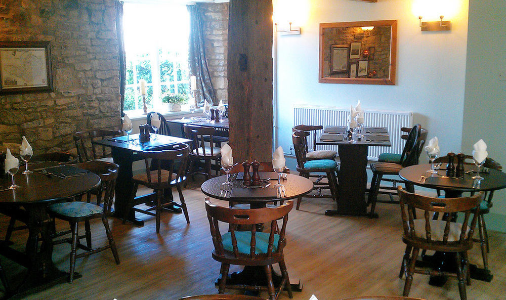 Mildmay Arms Queen Camel Екстериор снимка